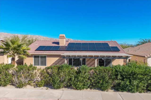 $319,990 | 65565 Acoma Avenue, Unit 1, Desert Hot Springs, CA 92240