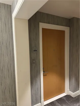 $2,695 | 222 Karen Avenue, Unit 3203, Las Vegas, NV 89109