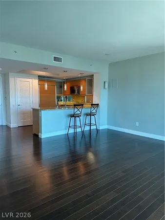 $2,695 | 222 Karen Avenue, Unit 3203, Las Vegas, NV 89109