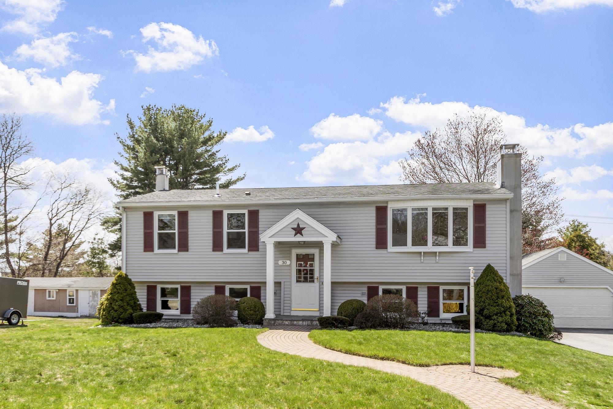 30 Davis Road Portsmouth, NH 03801 - Photo 1 of 34