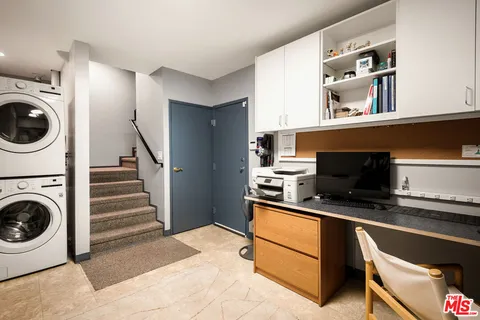 $1,099,000 | 2248 South Bentley Avenue, Unit 2, Los Angeles, CA 90064