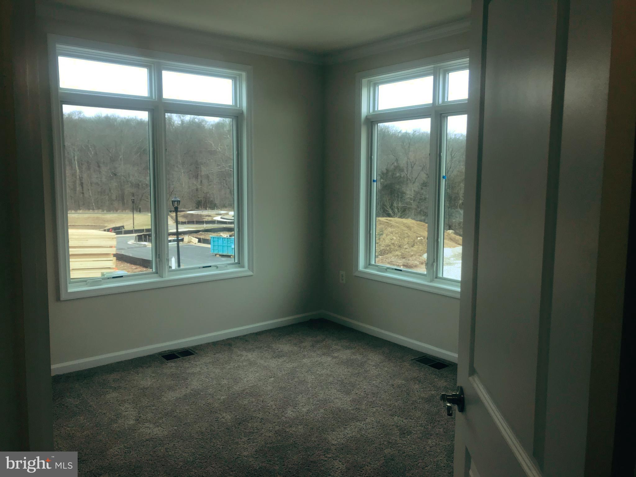 1004 Ribbon Limestone Terrace Southeast Leesburg, VA 20175 - Photo 7 of 11