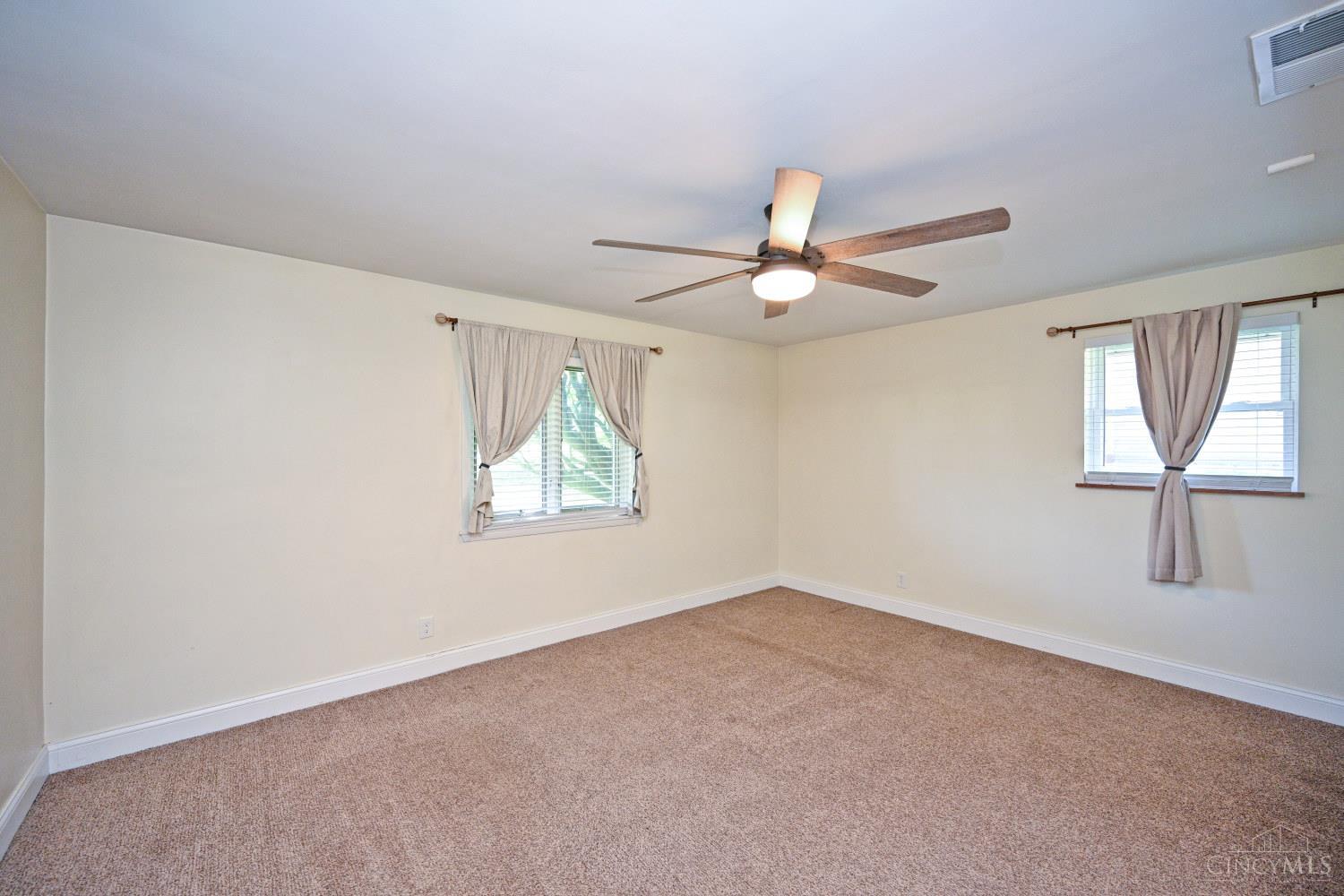 3654 East Galbraith Road Cincinnati, OH 45236 - Photo 23 of 40 Gallery Image 23