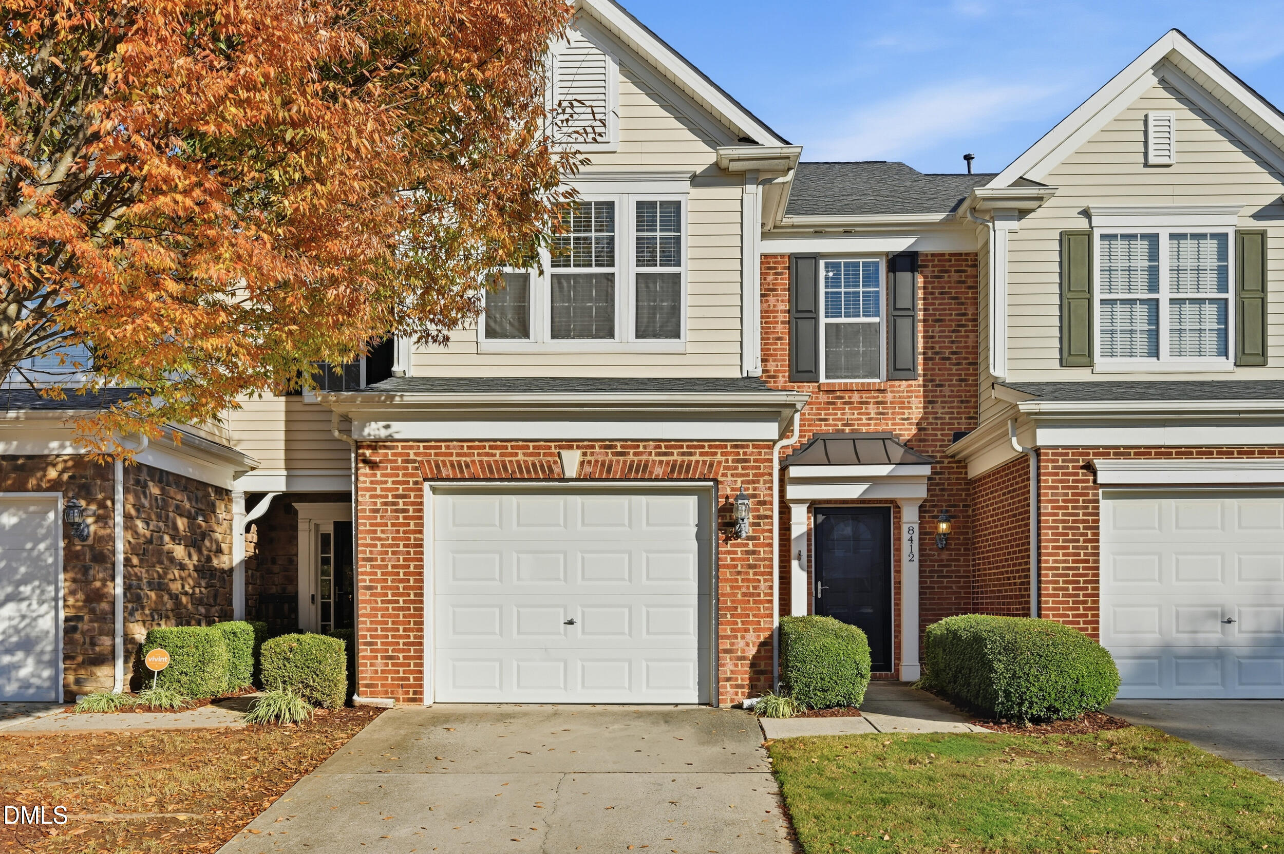 8412 Pilots View Drive Raleigh, NC 27617 - Photo 4 of 40 007