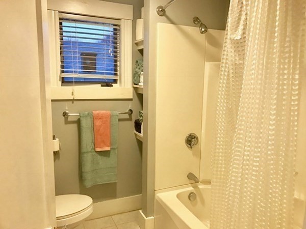 3 Davis Road Beverly, MA 01915 - Photo 13 of 25 Gallery Image 13