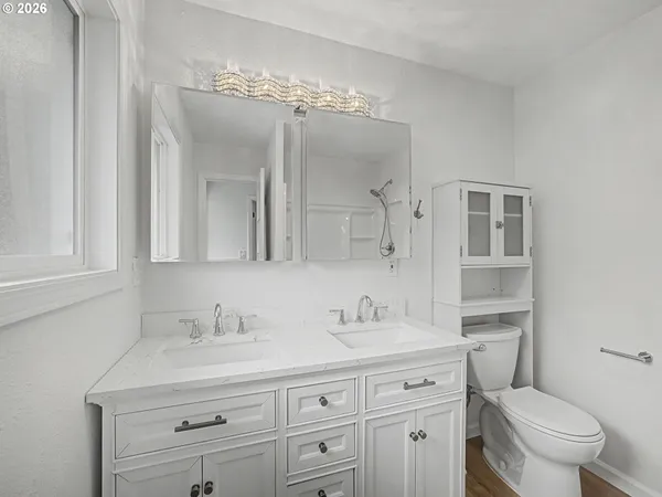 $844,900 | 23851 South Day Hill Road, Estacada, OR 97023