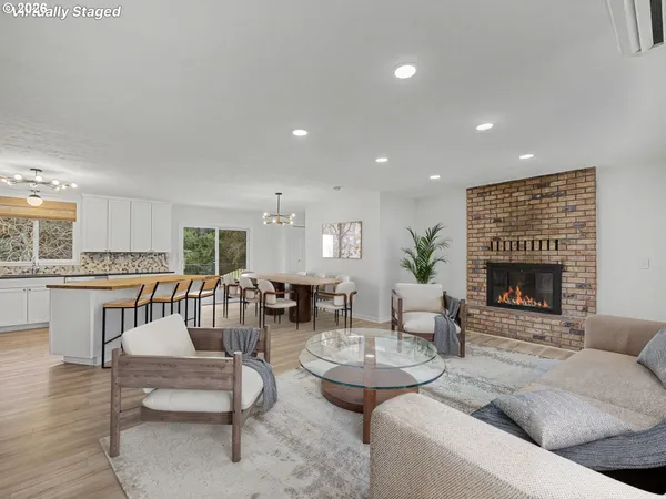 $844,900 | 23851 South Day Hill Road, Estacada, OR 97023