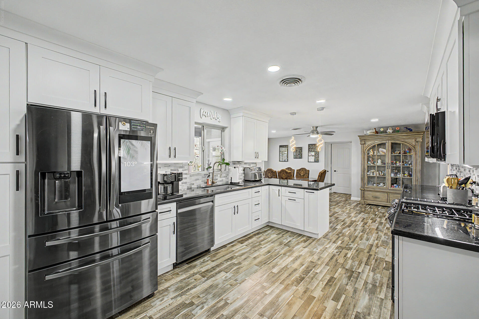 3038 West Charter Oak Road Phoenix, AZ 85029 - Photo 15 of 40 14-Charter Oak