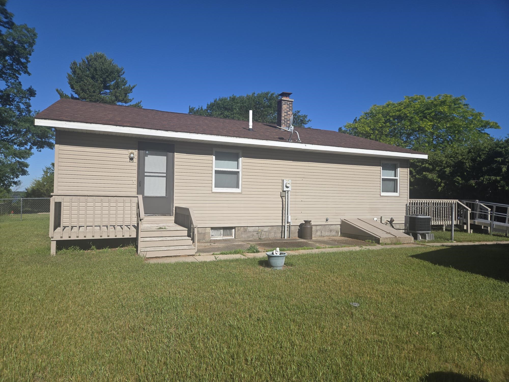 2144 Market Street Friendship, WI 53934 - Photo 9 of 42