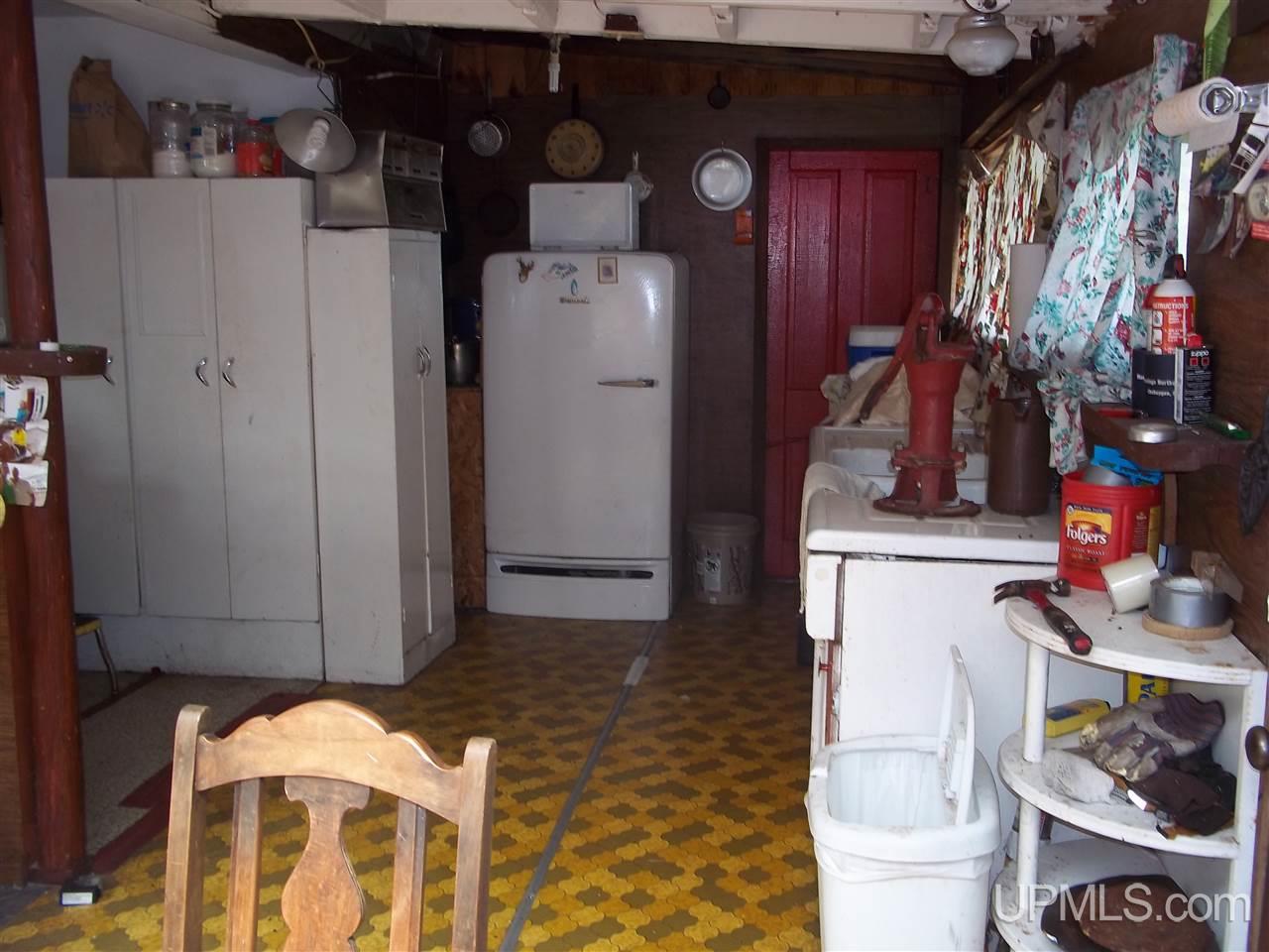 2530 Co Rd 511 Y 5 Rapid River, MI 49878 - Photo 8 of 10