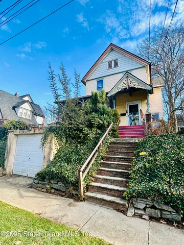 $599,000 | 299 St John Avenue | Westerleigh