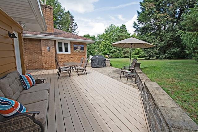 123 Oak Ridge Drive Butler, PA 16002 - Photo 4 of 24
