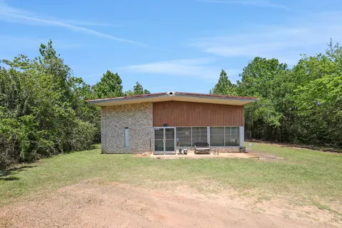 $225,000 | 13865 Highway 156, Coldspring, TX 77331
