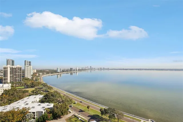 $2,999,000 | 3401 Bayshore Boulevard, Unit 1704, Tampa, FL 33629