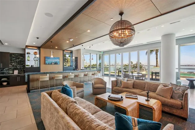 $2,999,000 | 3401 Bayshore Boulevard, Unit 1704, Tampa, FL 33629