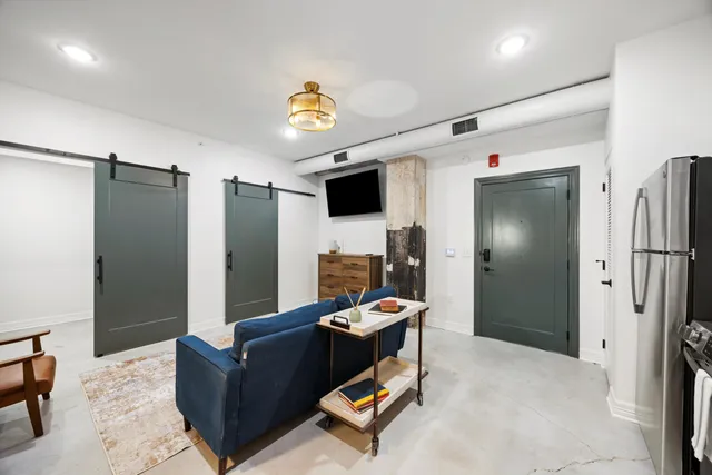 $236,000 | 117 East 7th Street, Unit 207C, Chattanooga, TN 37402