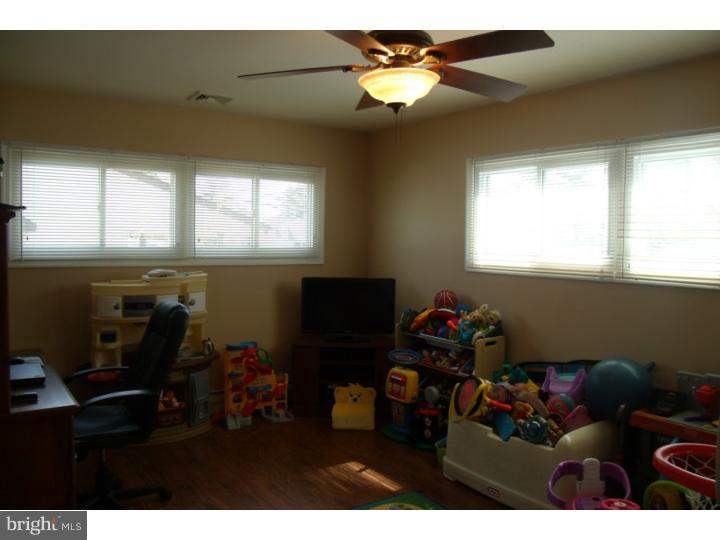 41 Hamlet Road Levittown, PA 19056 - Photo 11 of 25 Bedroom 2