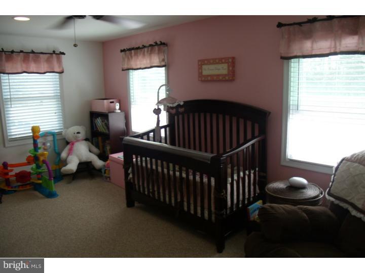 41 Hamlet Road Levittown, PA 19056 - Photo 18 of 25 Bedroom 4