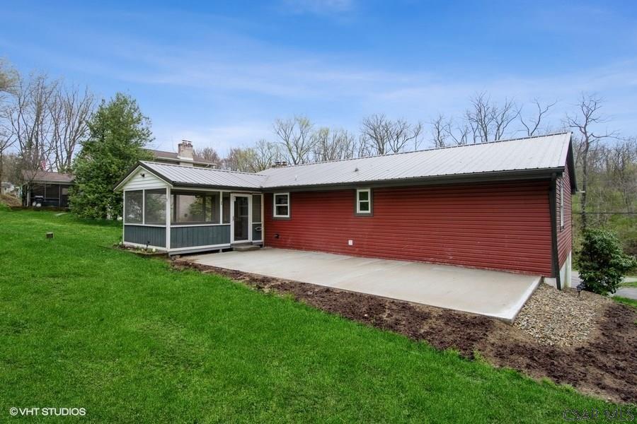 444 Meadow Spring Road Latrobe, PA 15650 - Photo 3 of 15 Gallery Image 3