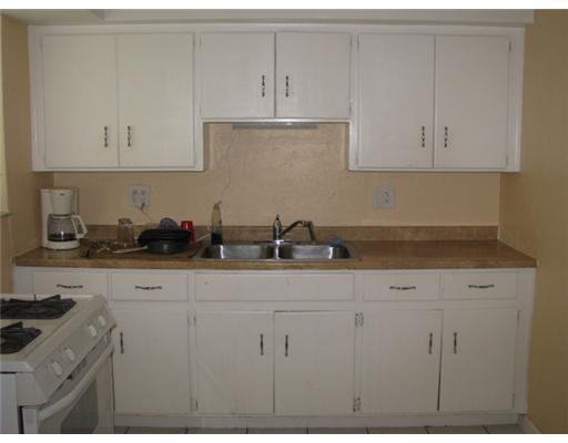 355 Newcastle Street Boca Raton, FL 33487 - Photo 7 of 14 Additional Photo