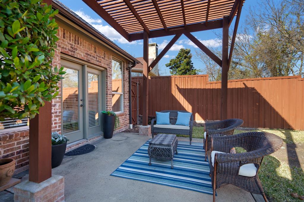 6724 Frankford Road Dallas, TX 75252 - Photo 40 of 40 a view of staircase with outdoor seating
