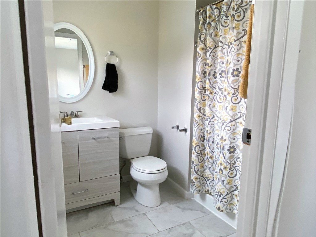 127 Raintree Lane Parma, NY 14468 - Photo 23 of 39