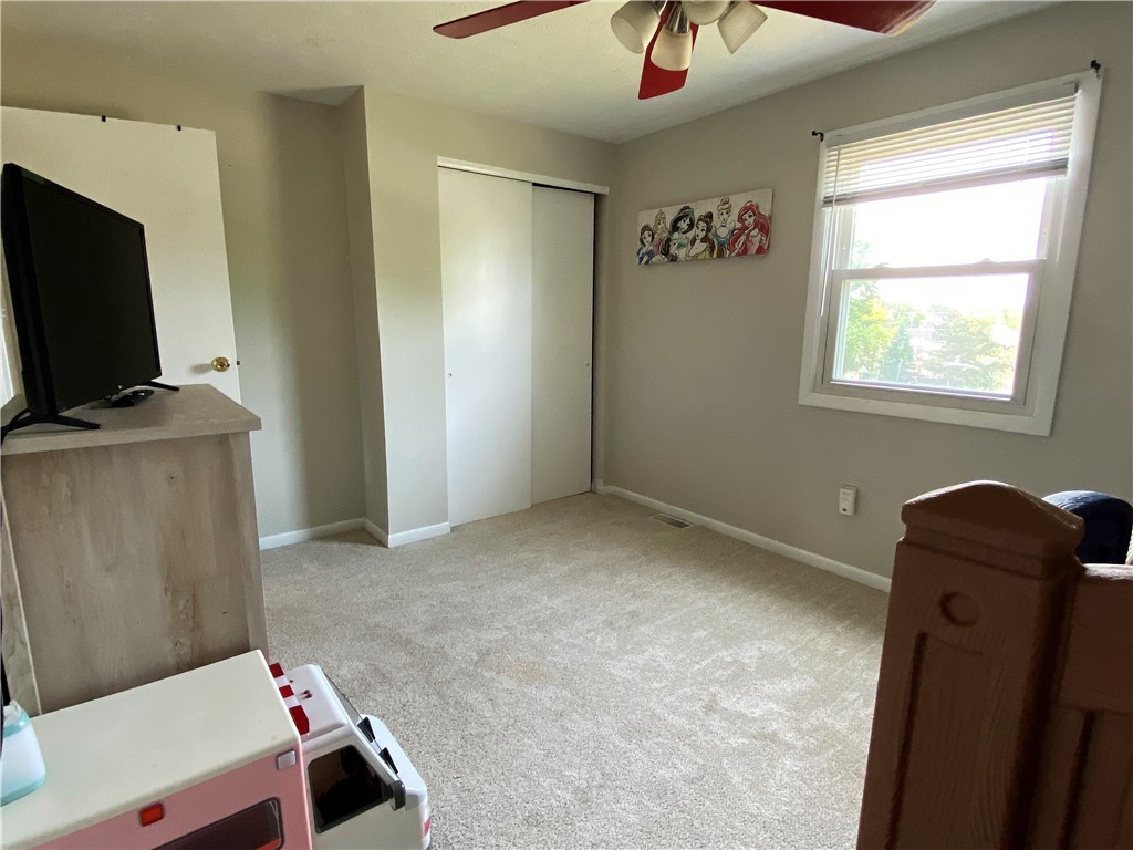127 Raintree Lane Parma, NY 14468 - Photo 27 of 39
