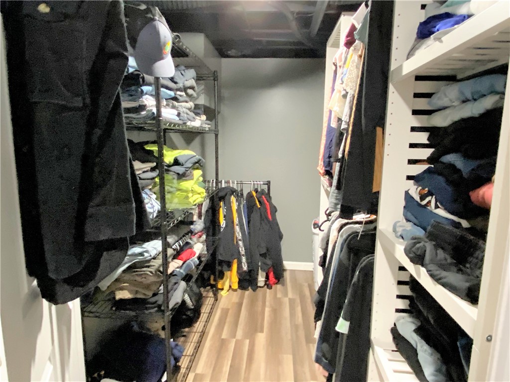 127 Raintree Lane Parma, NY 14468 - Photo 33 of 39