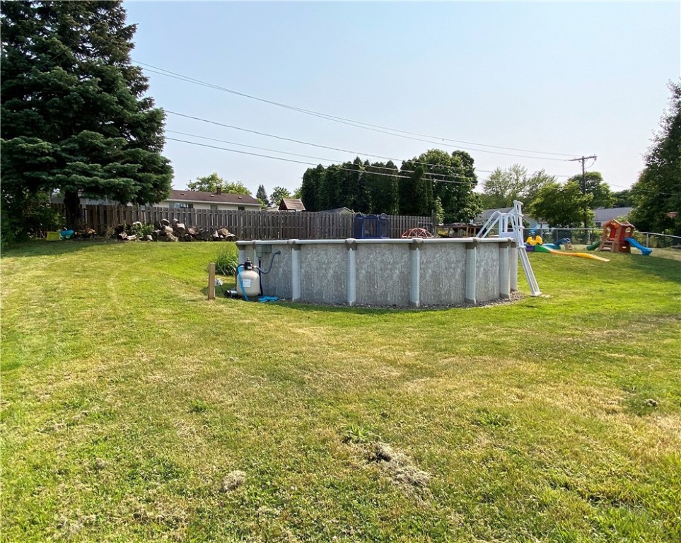 127 Raintree Lane Parma, NY 14468 - Photo 4 of 39