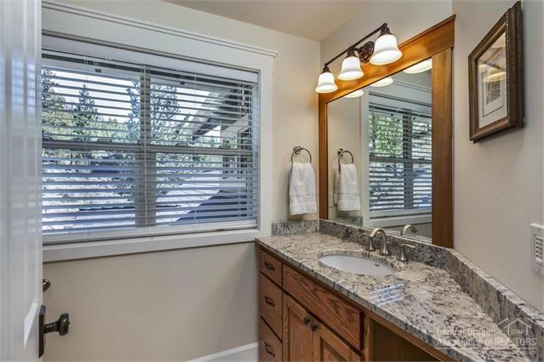 2281 Northwest Putnam Road Bend, OR 97703 - Photo 22 of 25 Additional Photo