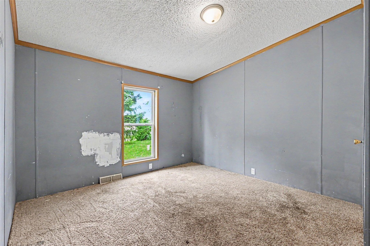 62252 Shaffer Road Constantine, MI 49042 - Photo 8 of 19