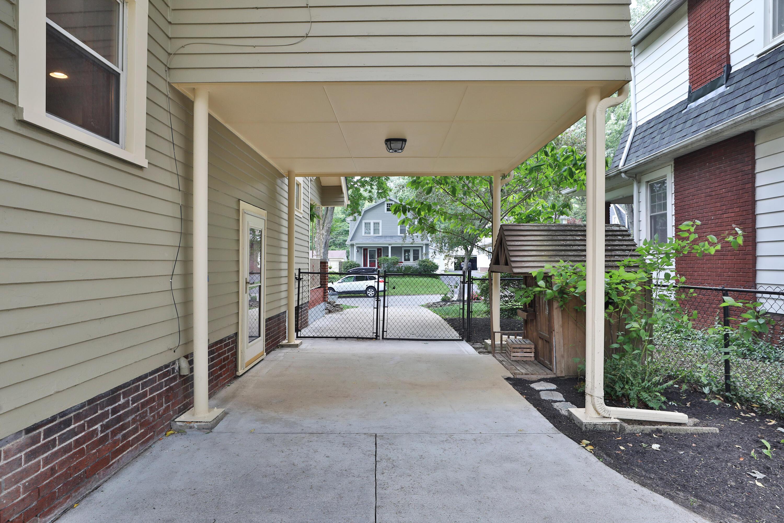 203 Winthrop Road Columbus, OH 43214 - Photo 44 of 60 103-Winthrop-44