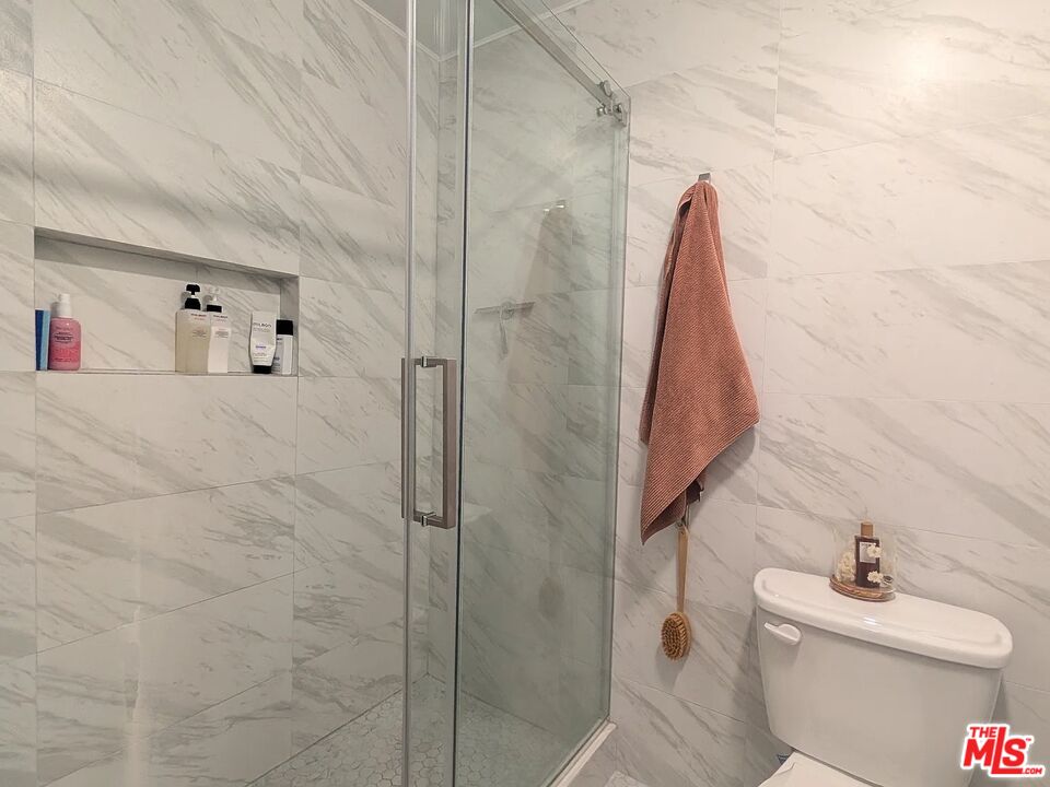 7765 West 91st Street, Unit F Playa del Rey, CA 90293 - Photo 15 of 21