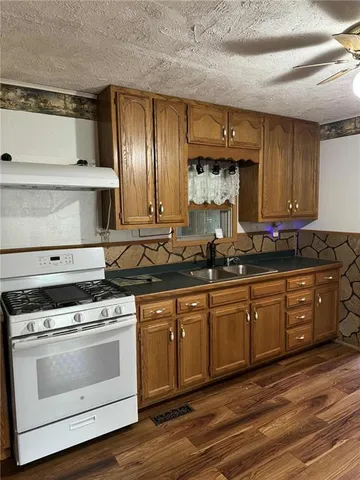 $134,900 | 3352 Northeast Highway 400, Weir, KS 66781