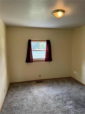 $134,900 | 3352 Northeast Highway 400, Weir, KS 66781