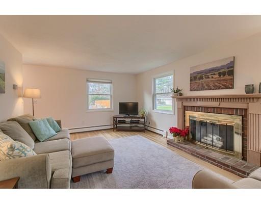 50 Old Stage Road Chelmsford, MA 01824 - Photo 9 of 29 Gallery Image 9