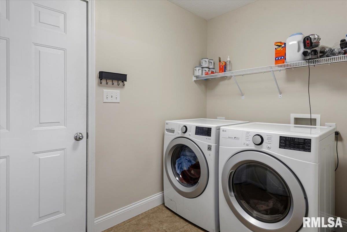2907 Cindy Lane Springfield, IL 62711 - Photo 18 of 33