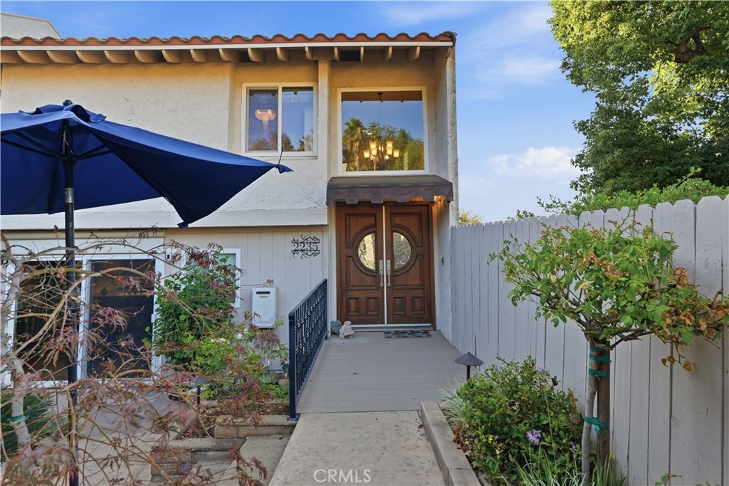 2235 El Capitan Drive Riverside, CA 92506 - Photo 9 of 62 Walkway leading to the front dual door entry.