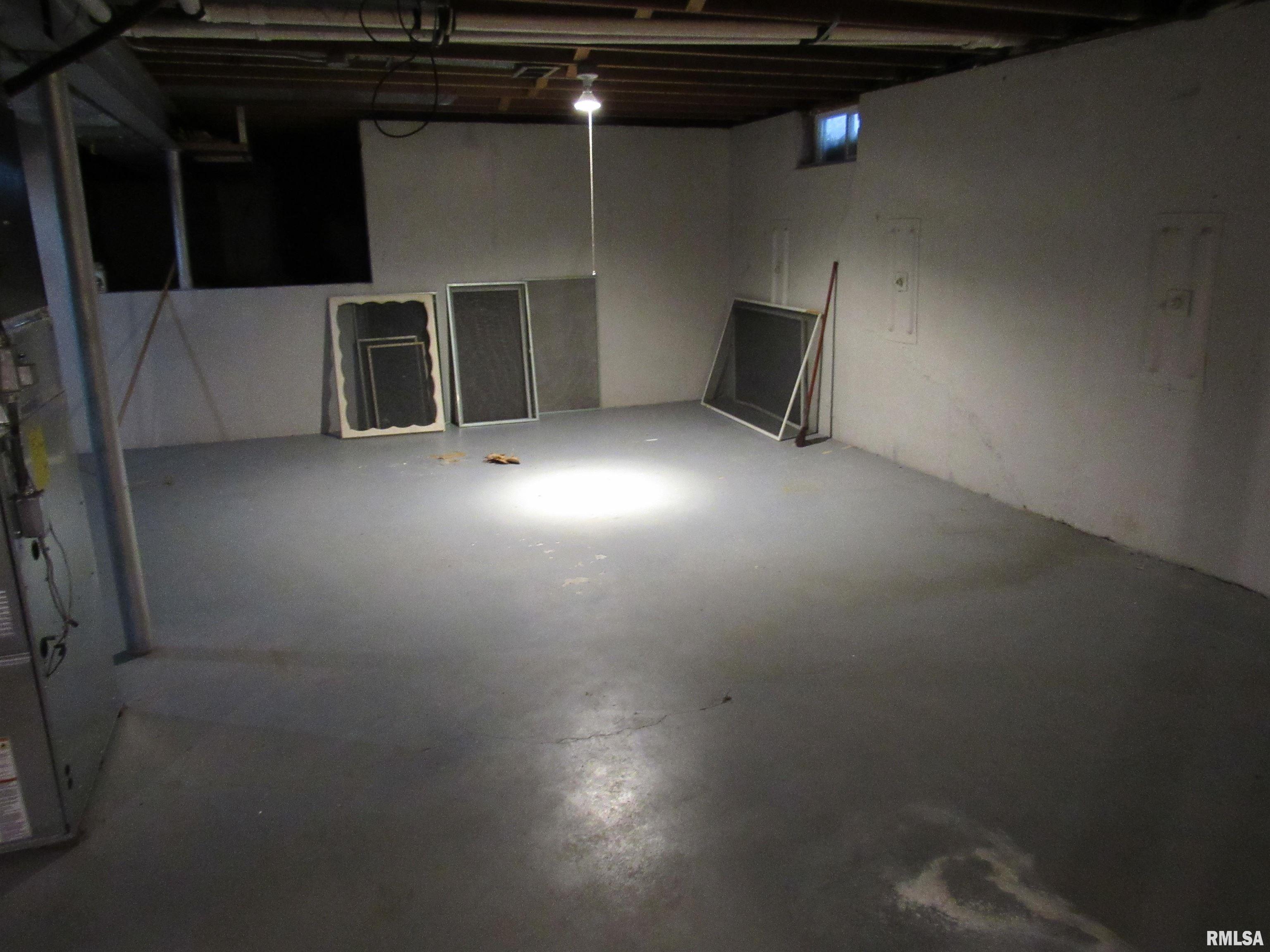 345 8th Street Bettendorf, IA 52722 - Photo 20 of 24