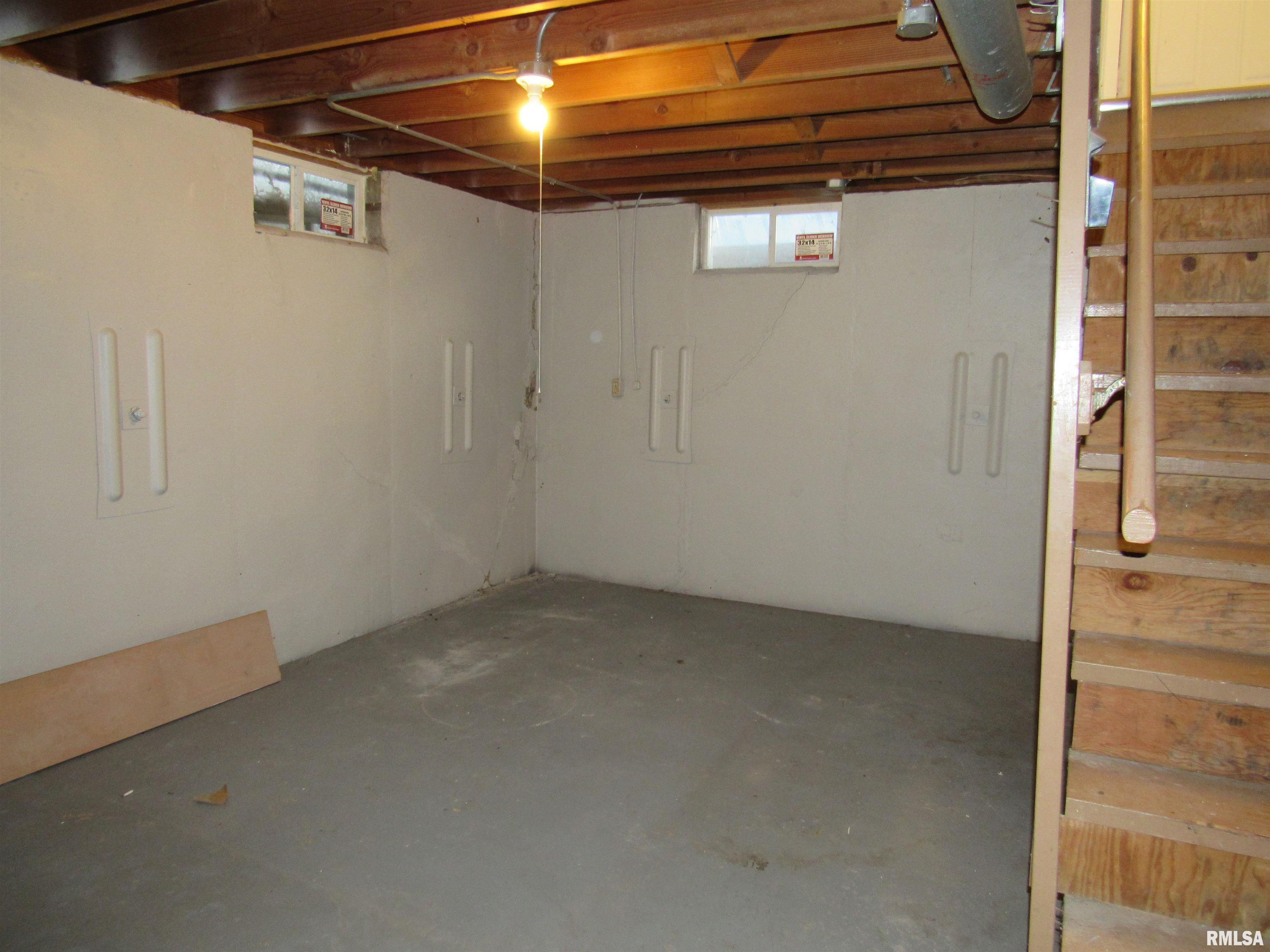 345 8th Street Bettendorf, IA 52722 - Photo 22 of 24