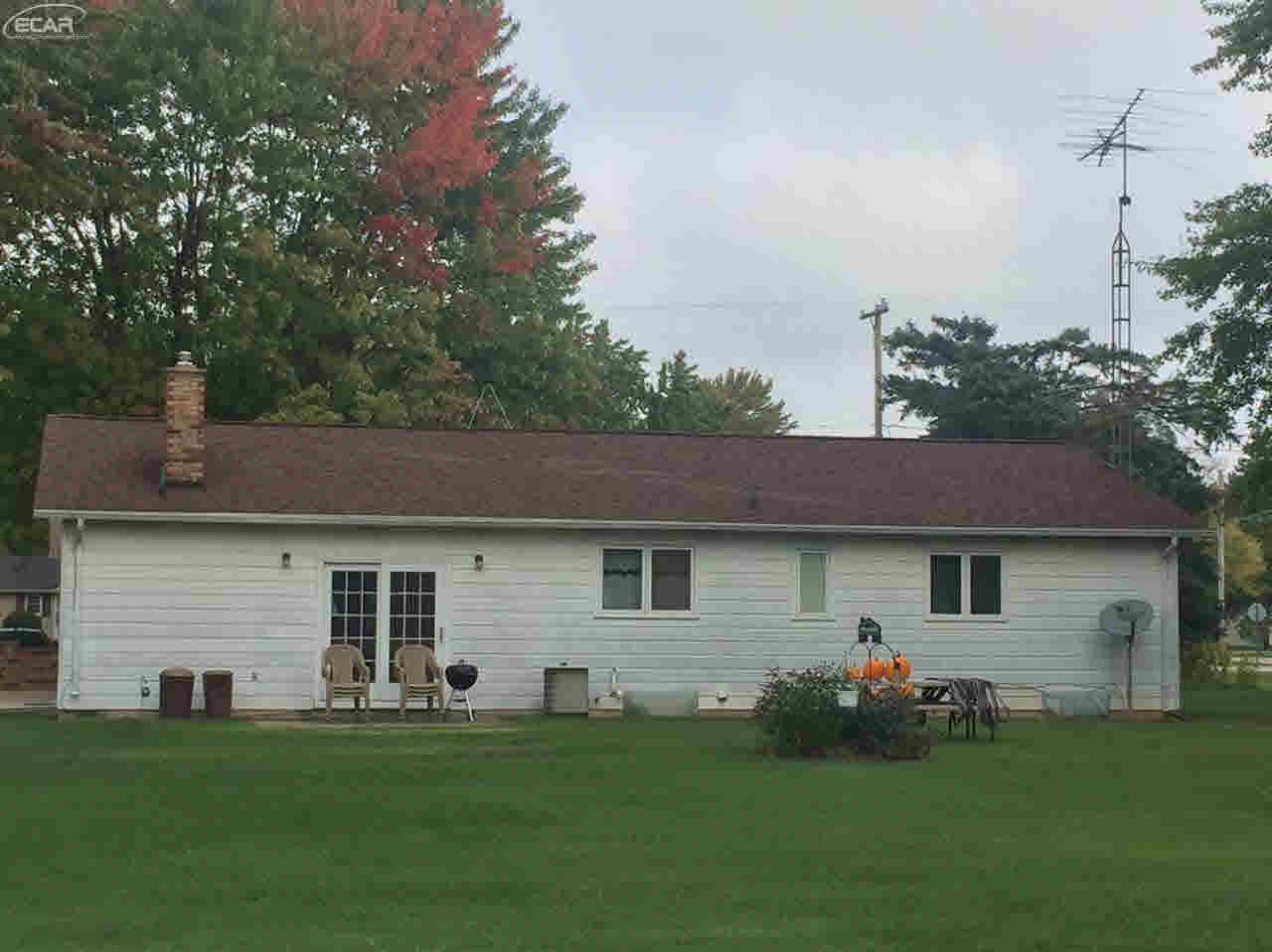 3411 West Wilson Road Clio, MI 48420 - Photo 6 of 28 21223607-5.JPG
