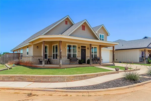 $425,000 | 1501 Old Settlers Way, Buffalo Gap, TX 79508