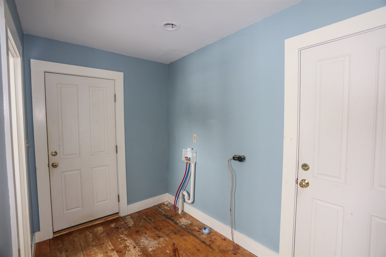 15 Nottingham Road Deerfield, NH 03037 - Photo 14 of 40