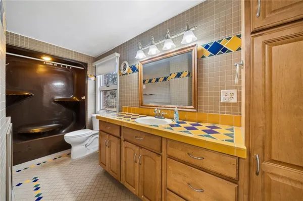 $463,000 | 255 Poplar Street, Monroeville, PA 15146