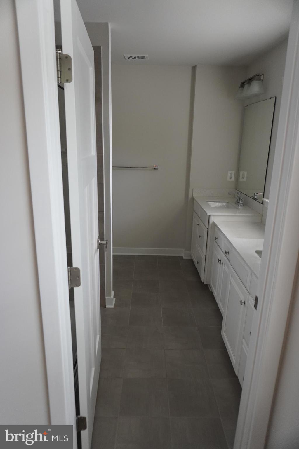 4510 Joseph Bristow Lane Annandale, VA 22003 - Photo 11 of 38