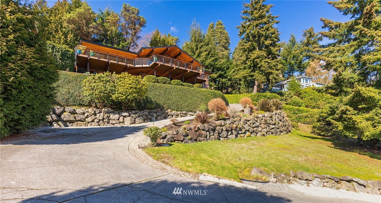 17425 Sylvester Road Southwest Burien, WA 98166 - Photo 8 of 39 Gallery Image 8