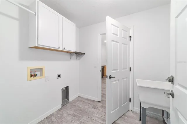 $2,300 | 13688 Southwest 113th Lane, Dunnellon, FL 34432