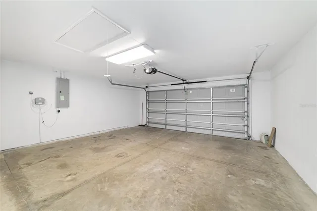 $2,300 | 13688 Southwest 113th Lane, Dunnellon, FL 34432