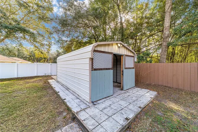 $2,300 | 13688 Southwest 113th Lane, Dunnellon, FL 34432