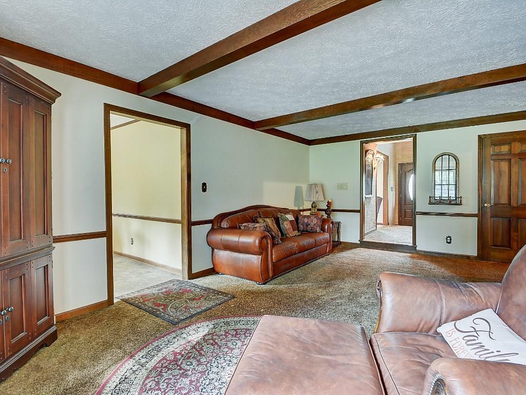 8729 Winding Ridge Road Indianapolis, IN 46217 - Photo 9 of 24 Gallery Image 9